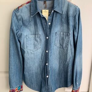 NWT Stetson Western Denim Embroidered Long Sleeve Button Down Size Small